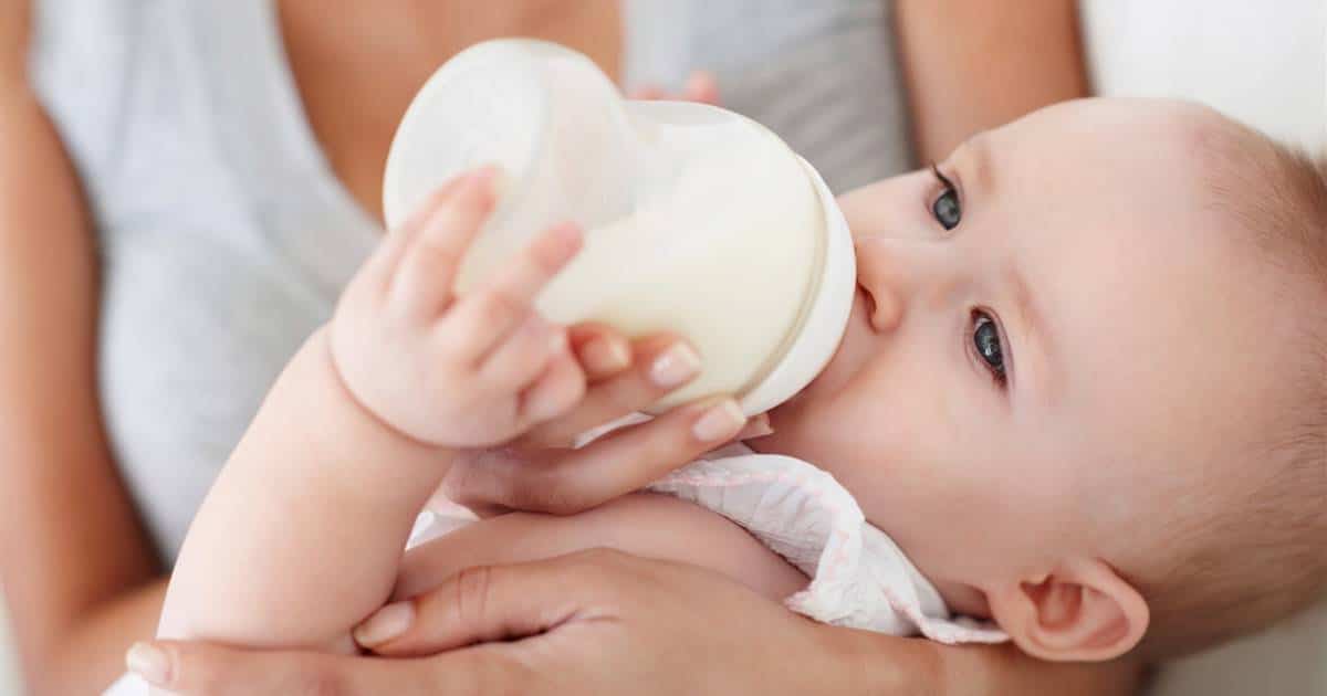 quel lait peut manger un bébé de 6 mois